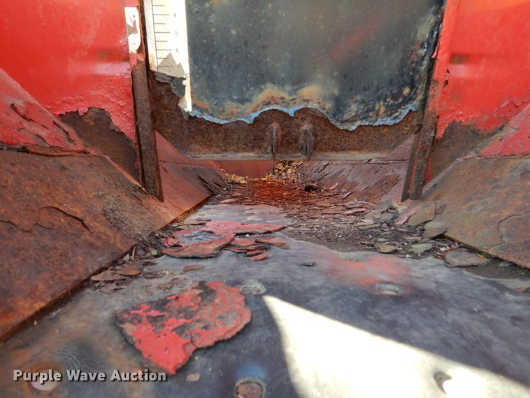 image for item EC9063 1988 Oshkosh P-256-SP spreader truck