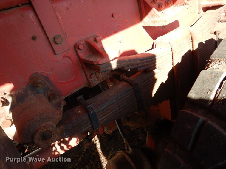 image for item EC9064 1991 Oshkosh PA-2526-2 spreader truck