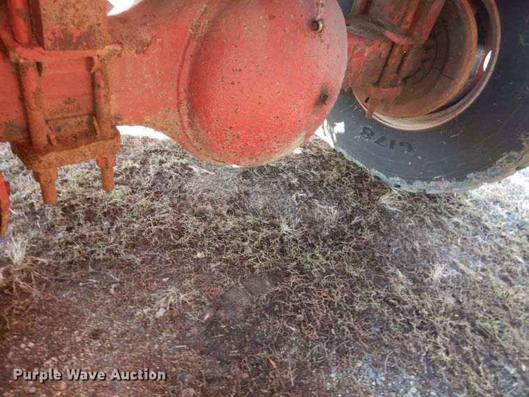 image for item EC9064 1991 Oshkosh PA-2526-2 spreader truck