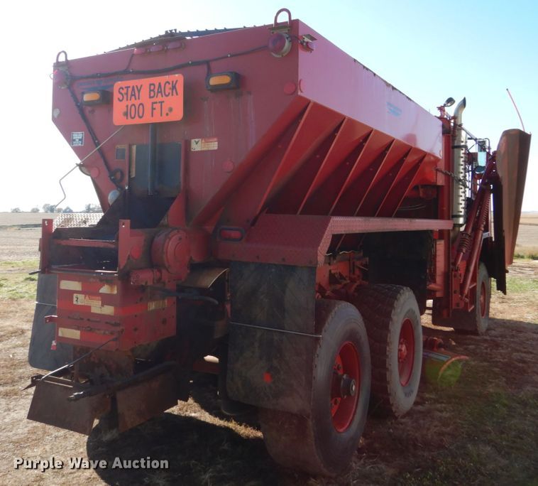 image for item EC9064 1991 Oshkosh PA-2526-2 spreader truck