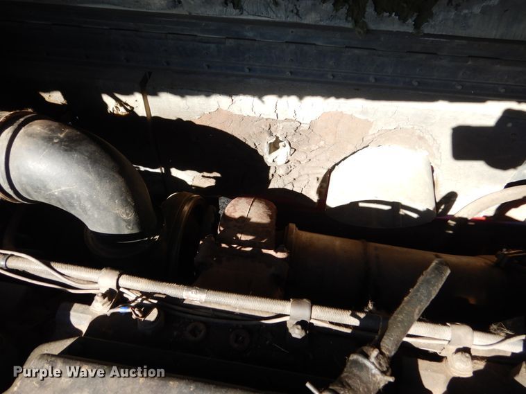 image for item EC9064 1991 Oshkosh PA-2526-2 spreader truck