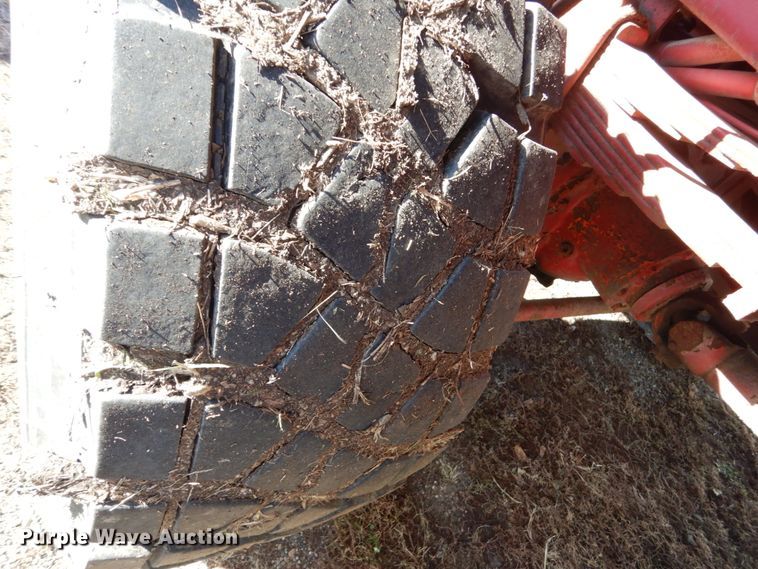 image for item EC9064 1991 Oshkosh PA-2526-2 spreader truck