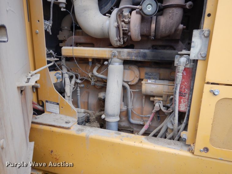 image for item EC9117 2005 John Deere 772D motor grader