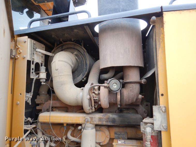 image for item EC9117 2005 John Deere 772D motor grader