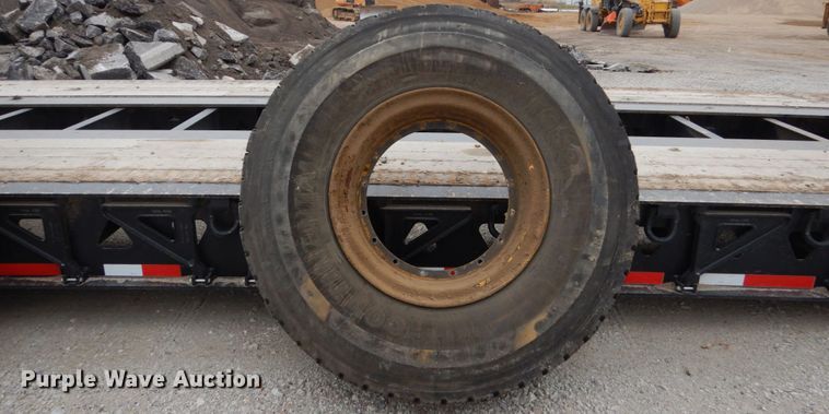 image for item EC9117 2005 John Deere 772D motor grader