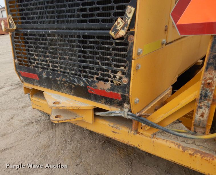 image for item EC9118 2000 John Deere 772CH motor grader