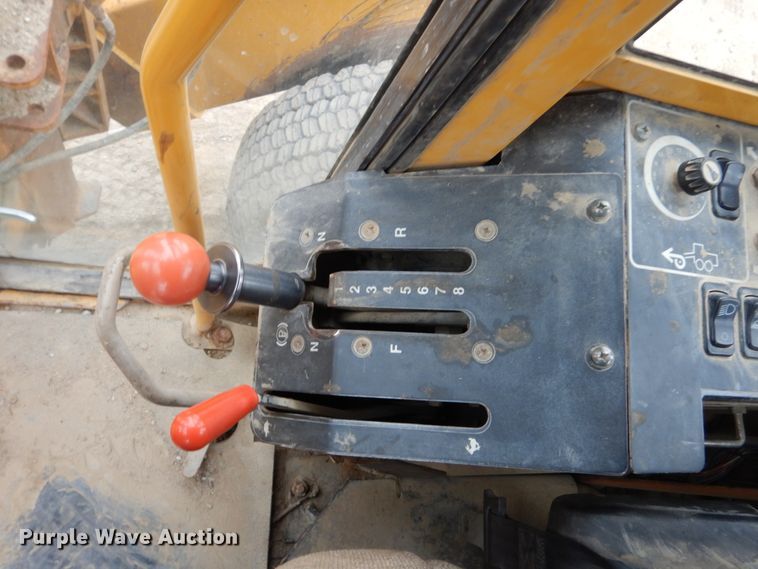 image for item EC9118 2000 John Deere 772CH motor grader