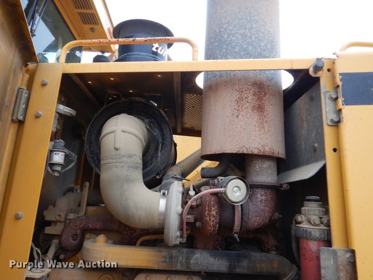 image for item EC9118 2000 John Deere 772CH motor grader