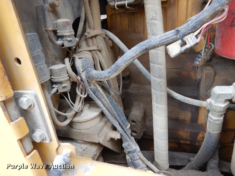 image for item EC9118 2000 John Deere 772CH motor grader