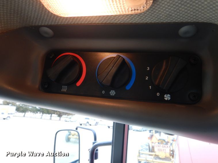 image for item EC9120 2013 Case IH Farmall 120A MFWD tractor