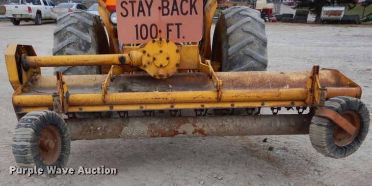 image for item EC9122 1975 John Deere 401B tractor