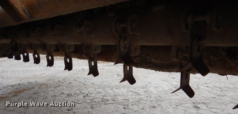 image for item EC9122 1975 John Deere 401B tractor