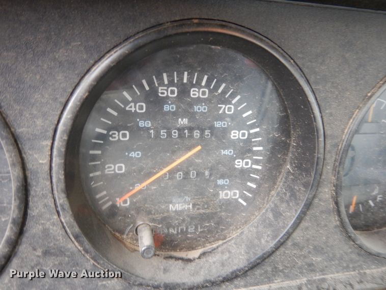 image for item EC9124 1991 Dodge Ram 150 flatbed pickup truck