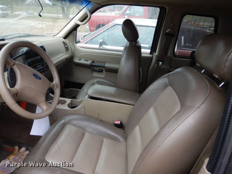 image for item EC9126 2003 Ford Explorer SUV