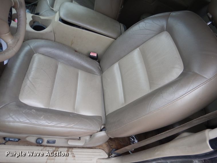 image for item EC9126 2003 Ford Explorer SUV