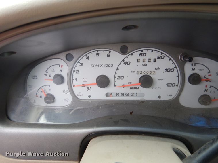 image for item EC9126 2003 Ford Explorer SUV