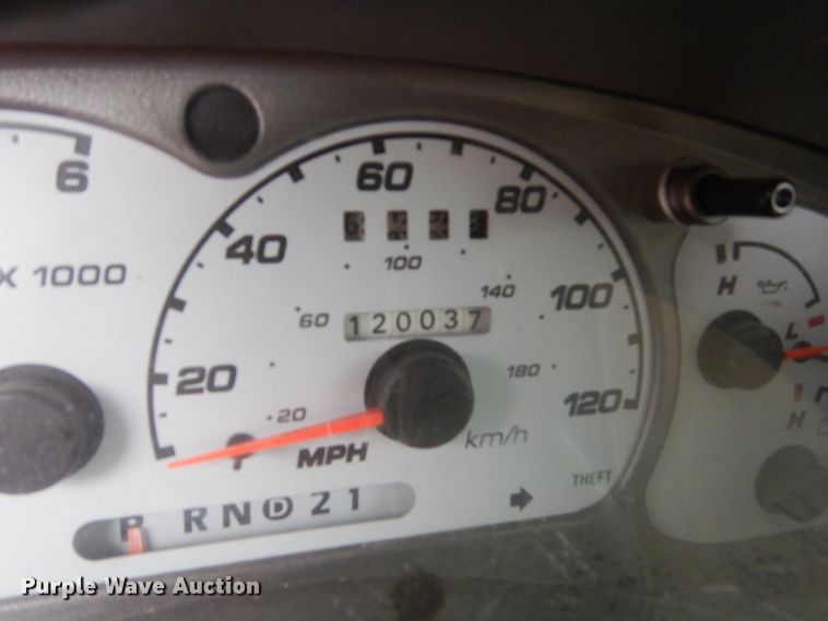 image for item EC9126 2003 Ford Explorer SUV