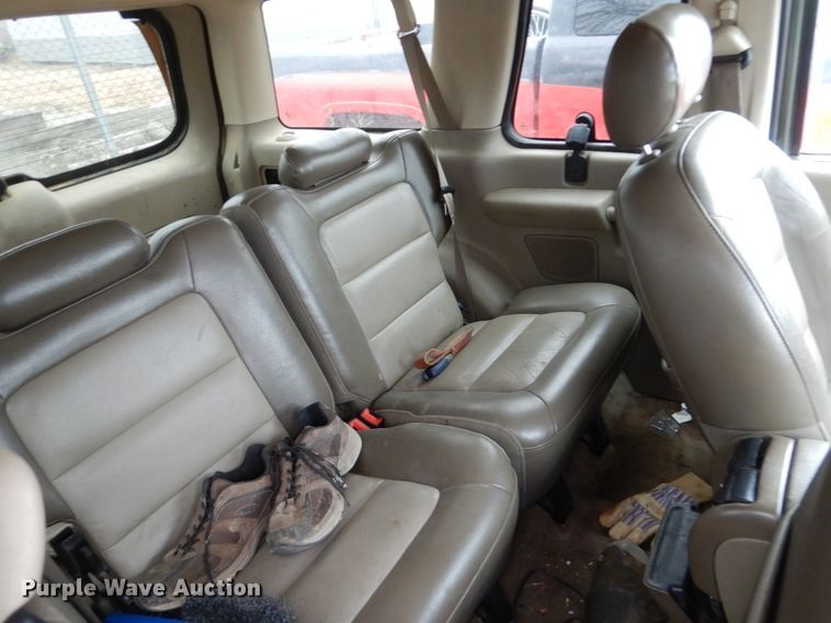 image for item EC9126 2003 Ford Explorer SUV