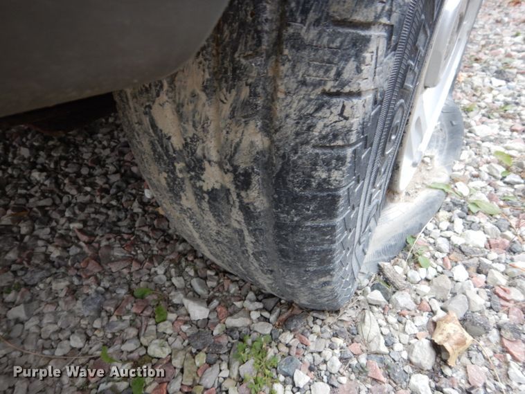 image for item EC9126 2003 Ford Explorer SUV