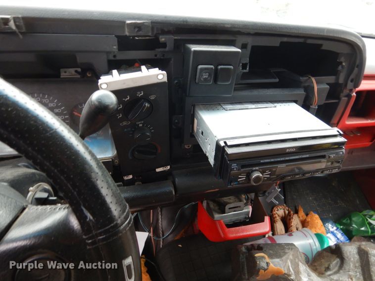 image for item EC9127 1997 Dodge Ram 1500 Club Cab pickup truck