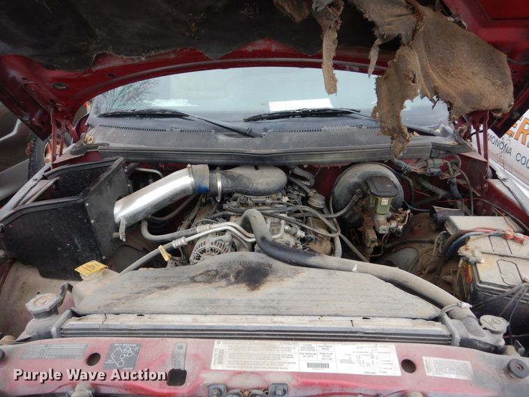 image for item EC9127 1997 Dodge Ram 1500 Club Cab pickup truck