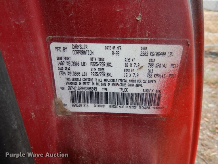 image for item EC9127 1997 Dodge Ram 1500 Club Cab pickup truck