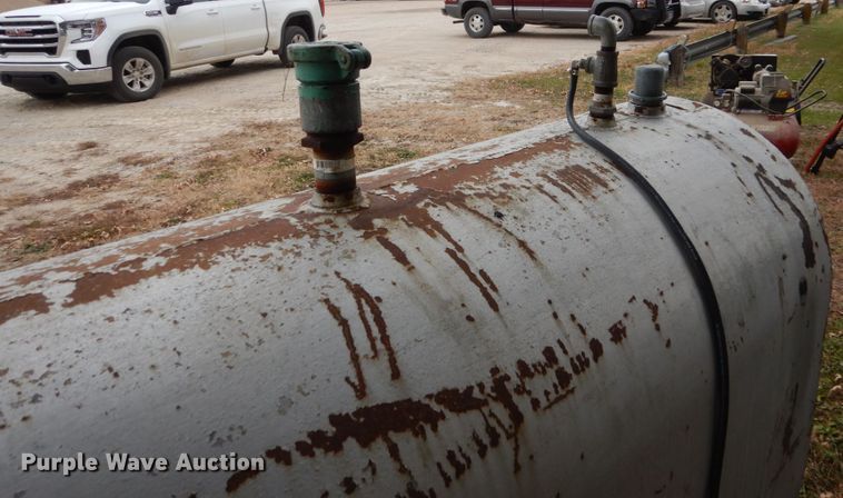 image for item EC9142 Steel tank