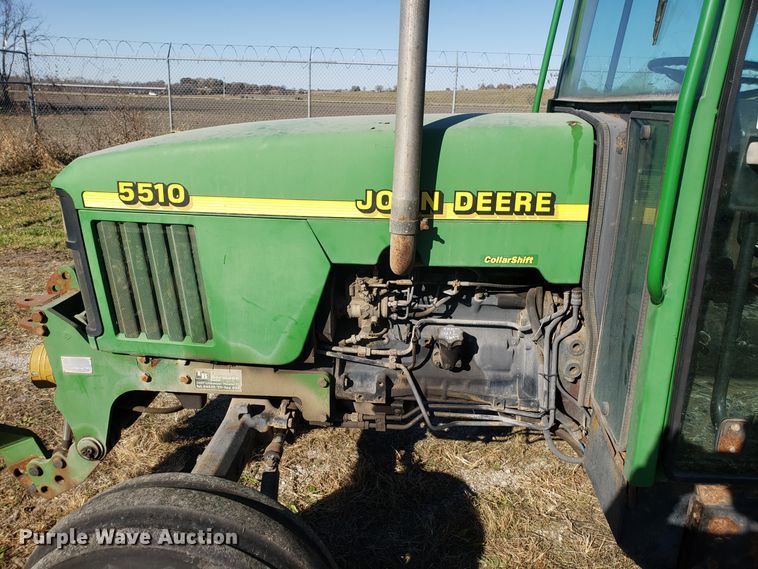 image for item ET9965 2000 John Deere 5510 tractor
