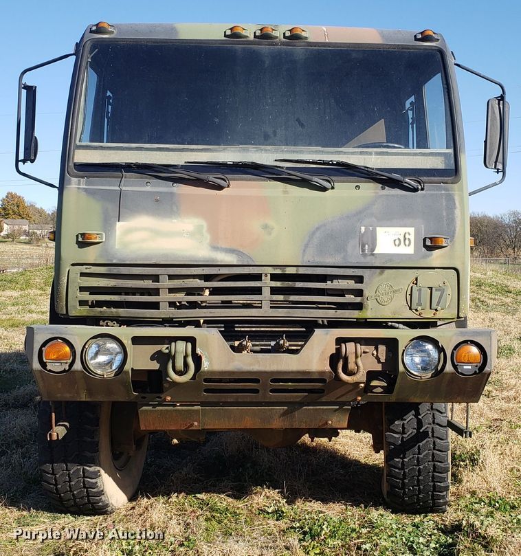 image for item ET9971 1994 Stewart & Stevenson MTV M-1090 dump truck