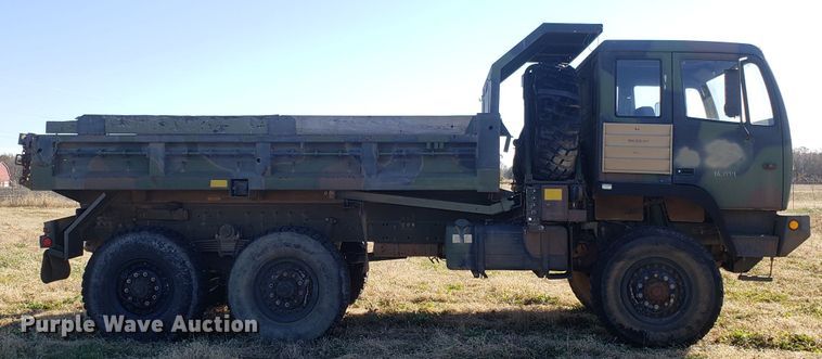 image for item ET9971 1994 Stewart & Stevenson MTV M-1090 dump truck