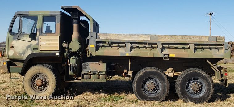 image for item ET9971 1994 Stewart & Stevenson MTV M-1090 dump truck