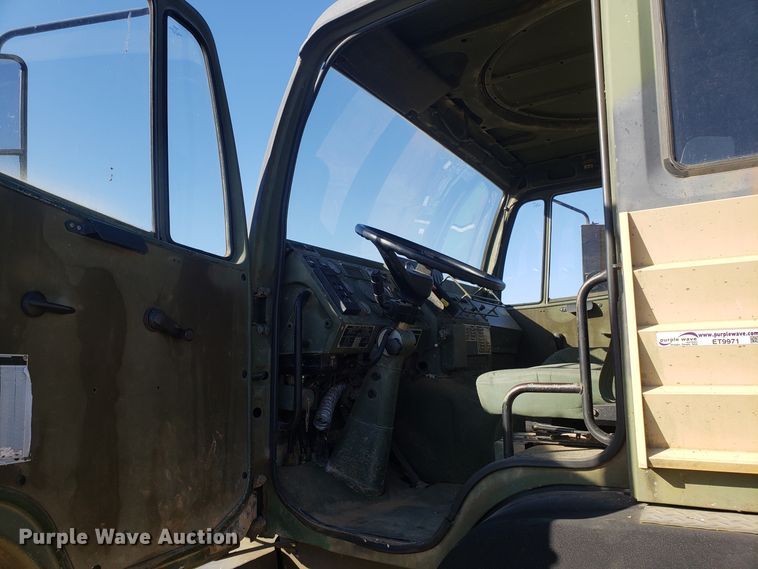 image for item ET9971 1994 Stewart & Stevenson MTV M-1090 dump truck