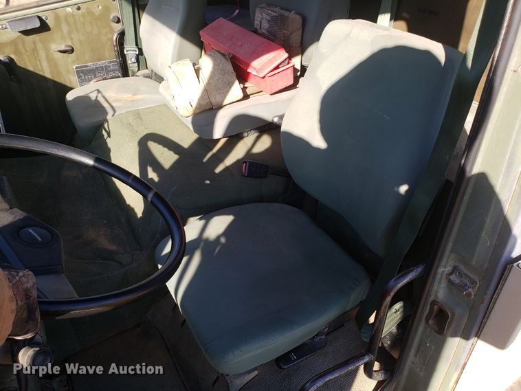 image for item ET9971 1994 Stewart & Stevenson MTV M-1090 dump truck