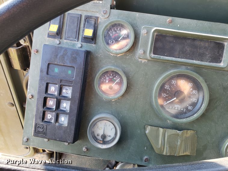 image for item ET9971 1994 Stewart & Stevenson MTV M-1090 dump truck