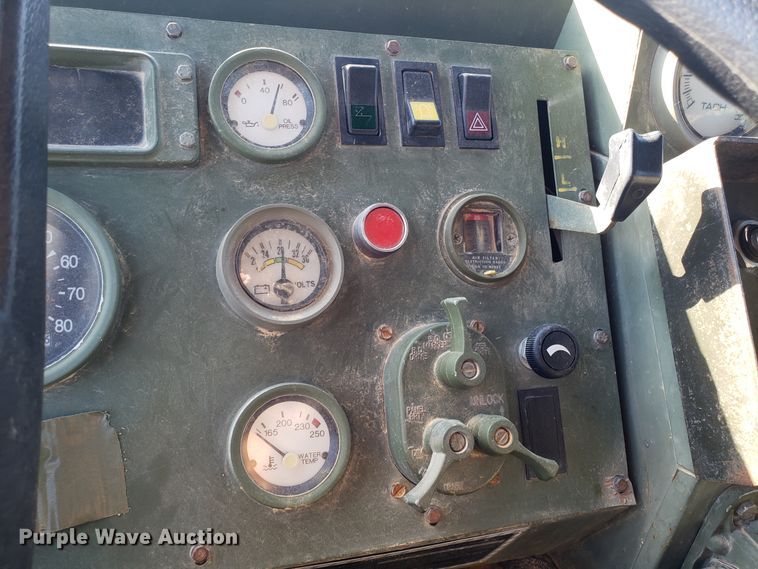 image for item ET9971 1994 Stewart & Stevenson MTV M-1090 dump truck