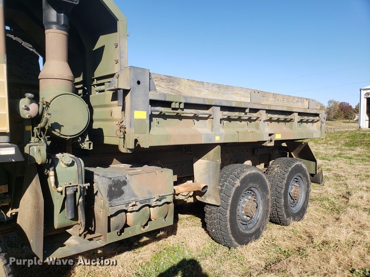 image for item ET9971 1994 Stewart & Stevenson MTV M-1090 dump truck