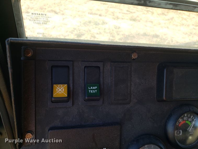 image for item ET9972 2007 Stewart & Stevenson MTV M-1089A1 wrecker truck