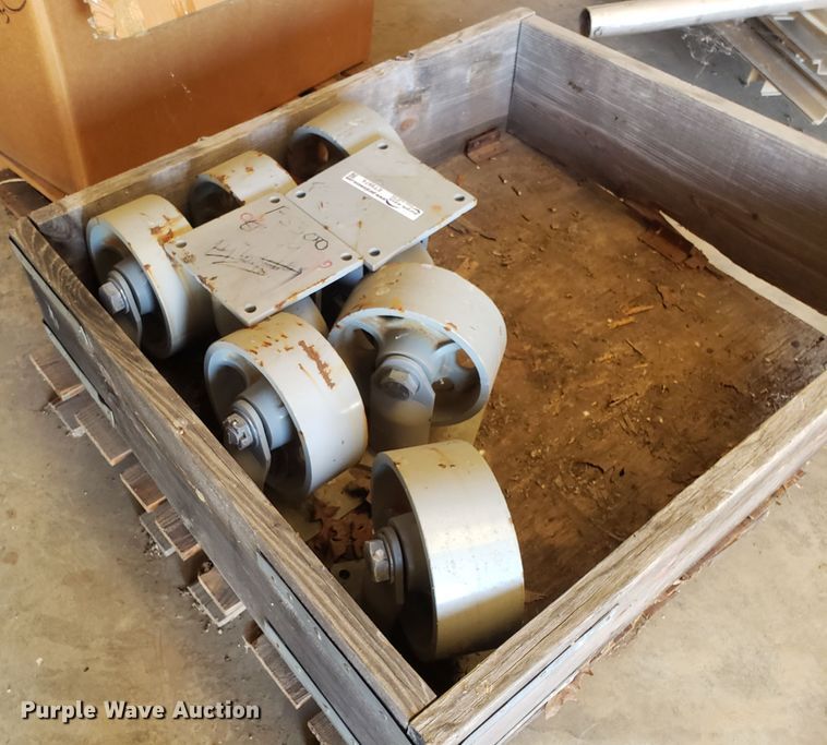 image for item ET9974 (8) 10" steel casters