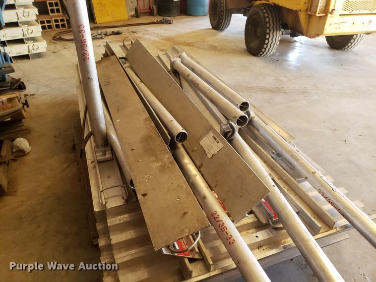 image for item ET9975 Speed Shore Corp. hydraulic shoring system