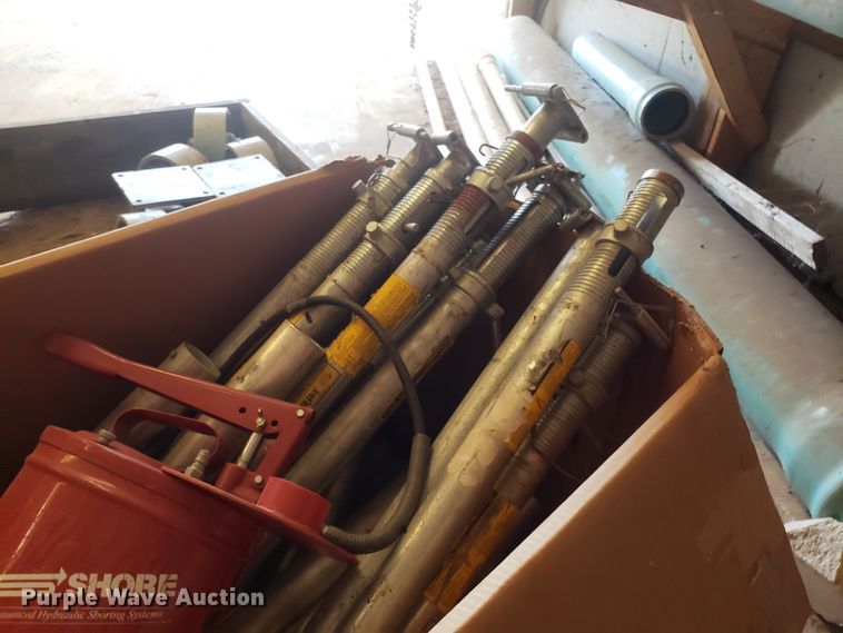 image for item ET9975 Speed Shore Corp. hydraulic shoring system