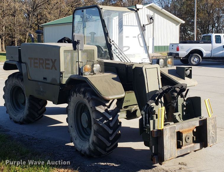 image for item ET9977 2011 Terex TX51-19MD telehandler