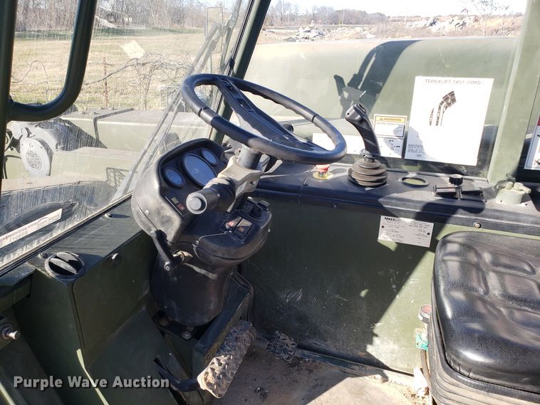 image for item ET9977 2011 Terex TX51-19MD telehandler