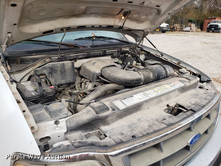 image for item ET9981 1997 Ford F150 pickup truck