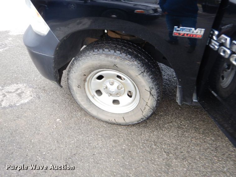 image for item FA9823 2014 Dodge Ram 1500 Crew Cab pickup truck