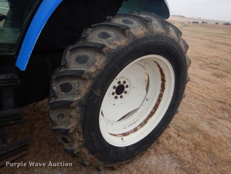 image for item FJ9878 2003 New Holland TM130 MFWD tractor