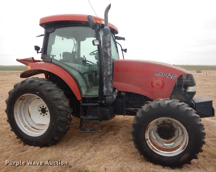 image for item FJ9879 2006 Case IH MXU125 MFWD tractor