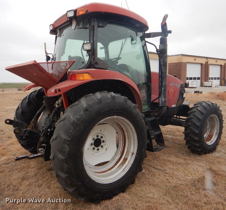 image for item FJ9879 2006 Case IH MXU125 MFWD tractor