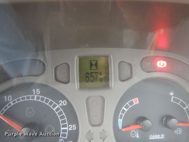 image for item FJ9879 2006 Case IH MXU125 MFWD tractor