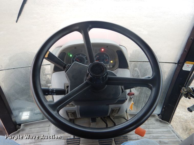 image for item FJ9879 2006 Case IH MXU125 MFWD tractor