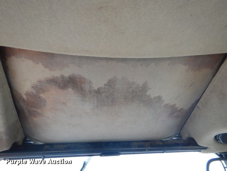 image for item FJ9879 2006 Case IH MXU125 MFWD tractor